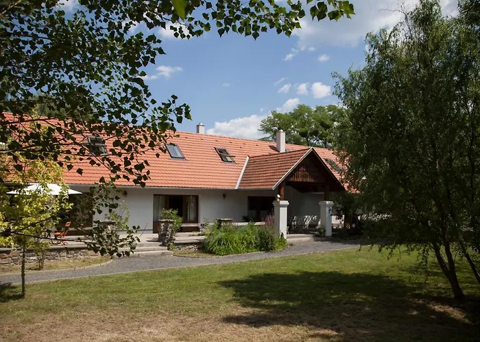 Vadlany Vendeghaz Konukevi Nagygorbo